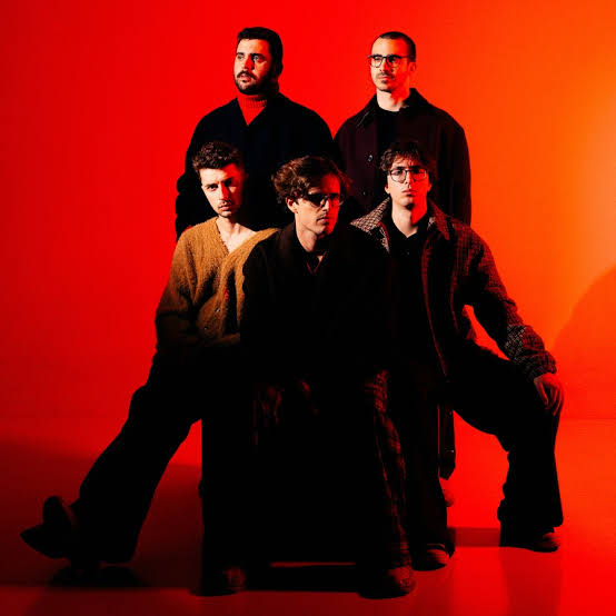 Deslocados: A canção dos mares de gente, cantada pelo&nbsp;Napa