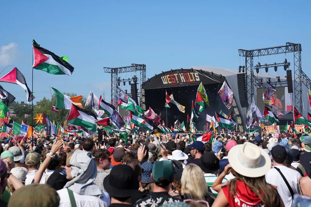 Do Eurovision ao Glastonbury: Como a Crise Israel-Palestina Deflagrou uma Rebelião Cultural nos Festivais Europeus