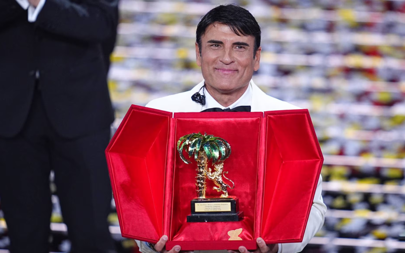Sal Da Vinci é campeão e meme do Sanremo&nbsp;2026